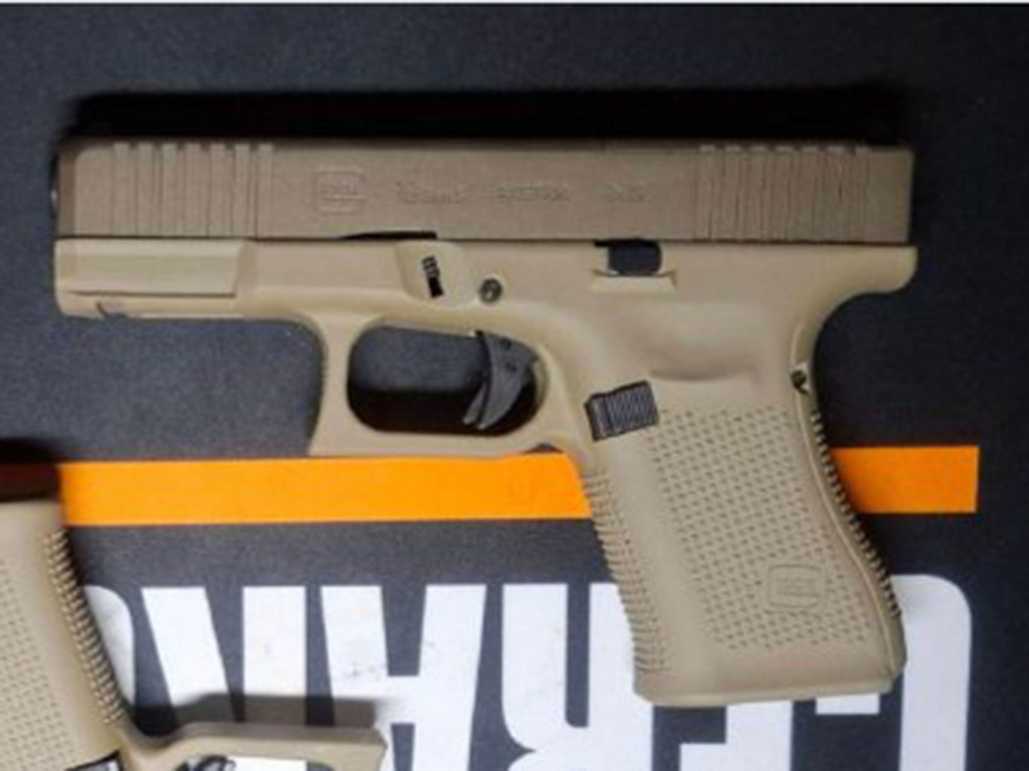 UMAREX | SRC GLOCK 19 Gen5 MOS Gas Blowback Airsoft Pistol.