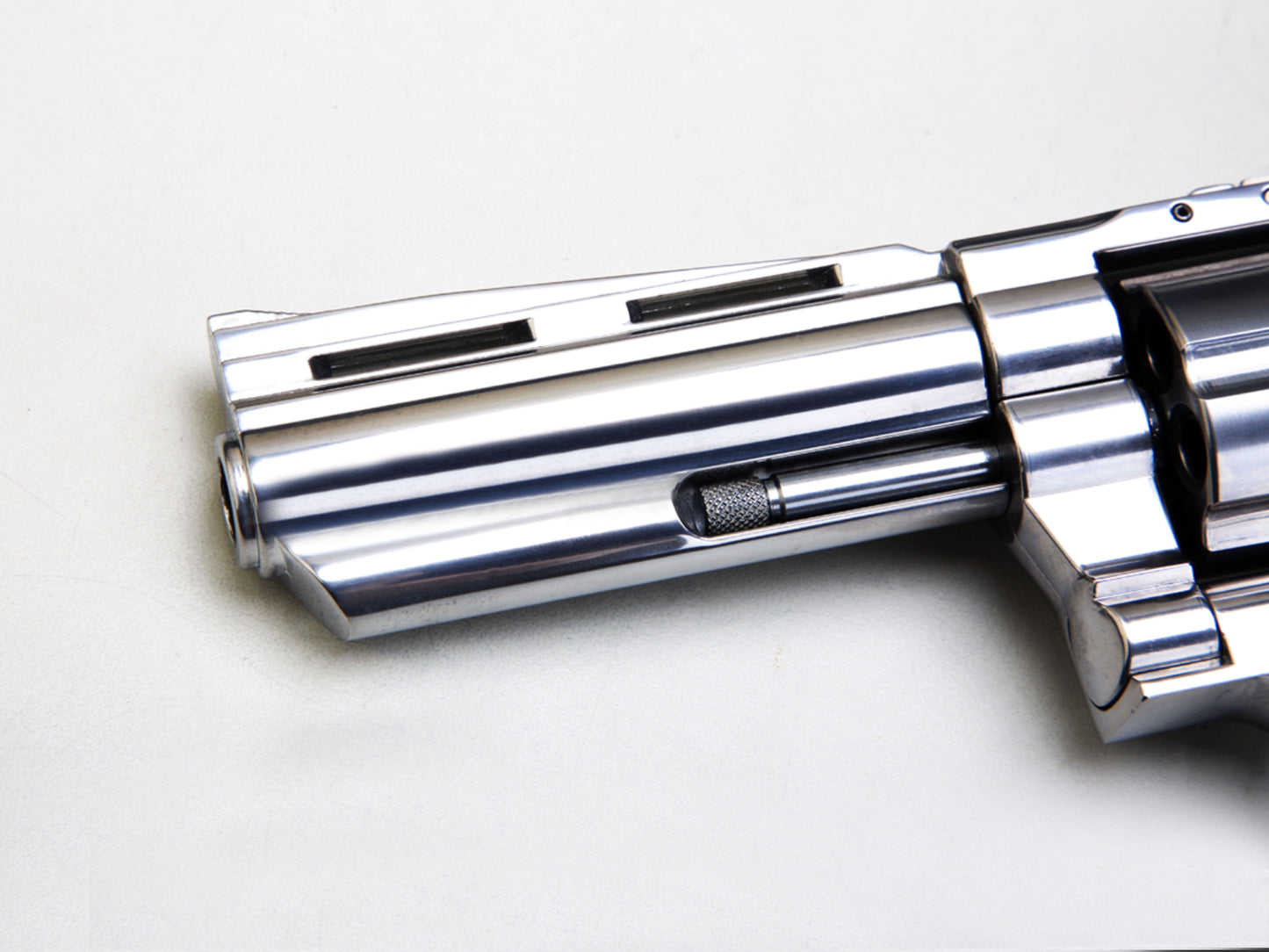SRC TITAN 4INCH CO2 Airsoft Revolver.