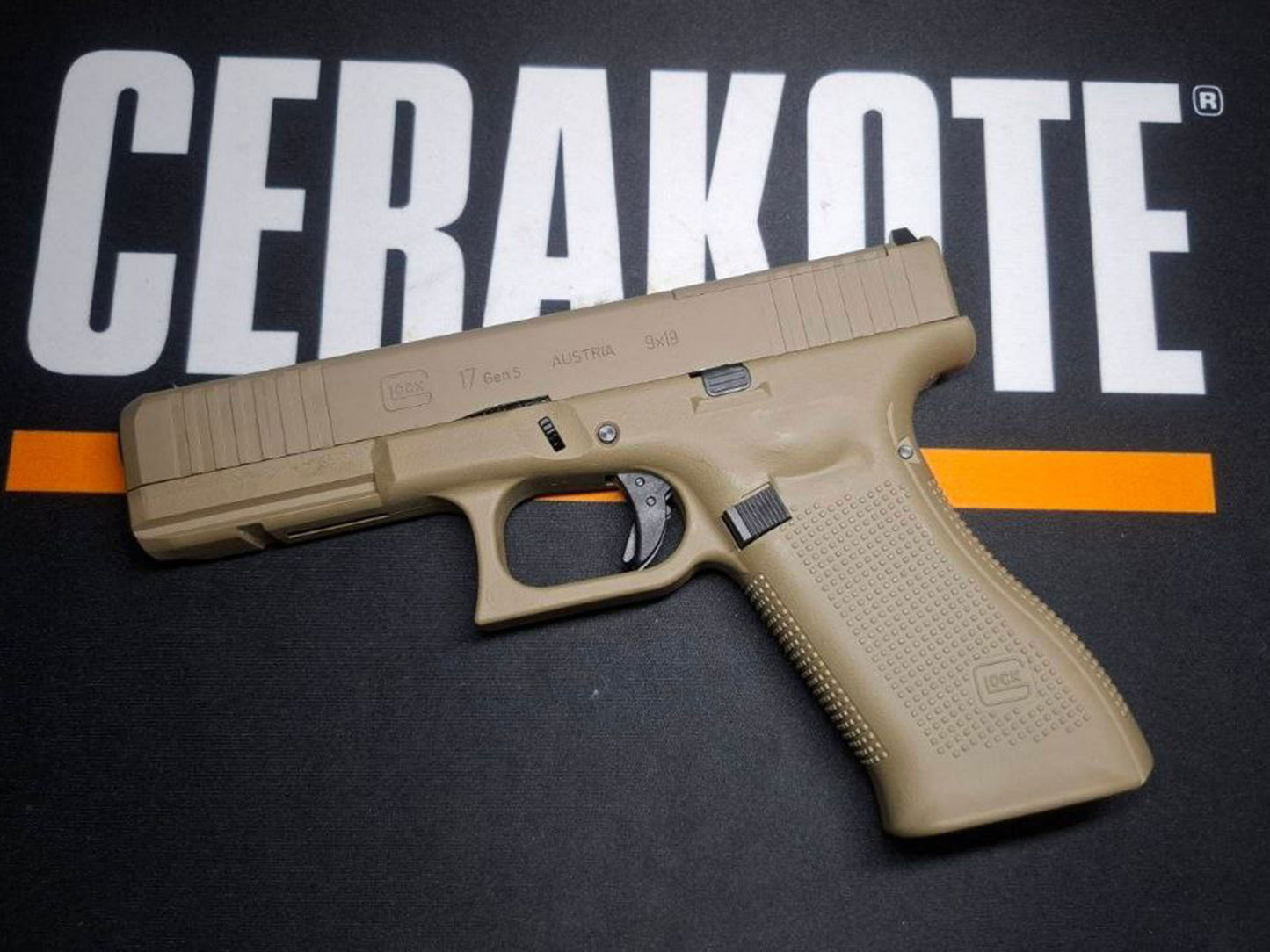 UMAREX | SRC GLOCK 17 Gen5 MOS Gas Blowback Airsoft Pistol.